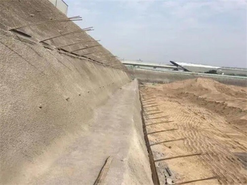 凤台河道边坡加固